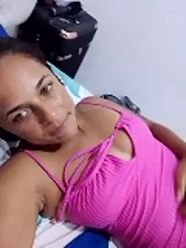 Snapshot of GiveLove1 chatting on 01/11/26, 09:49 GiveLove1 online show from 01/11/26, 09:49