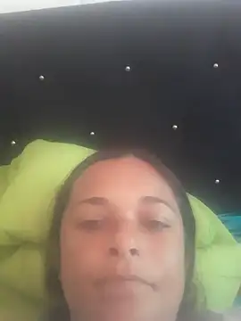 Snapshot of GiveLove1 chatting on 03/04/25, 07:11 GiveLove1 online show from 03/04/25, 07:11