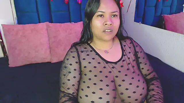 Snapshot of alba_sex10 chatting on 03/05/25, 02:01 alba sex10 online show from 03/05/25, 02:01