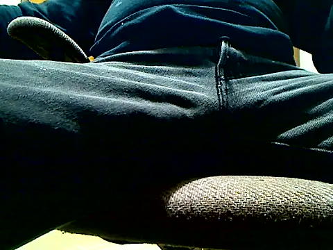 markluvskitty online show from 10/30/25, 12:36