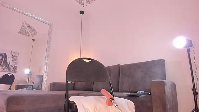 Snapshot of Isabella_francoo chatting on 09/21/25, 11:59 Isabella francoo online show from 09/21/25, 11:59