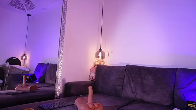 Isabella francoo online show from 05/06/26, 11:47