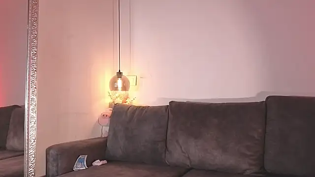 Isabella francoo online show from 04/13/26, 11:47