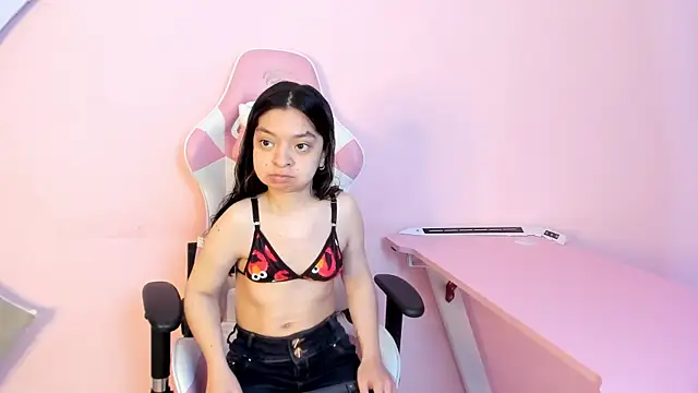 CharlotteMuller online show from 12/21/25, 07:48