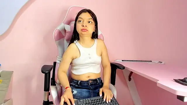 CharlotteMuller online show from 02/21/26, 07:38