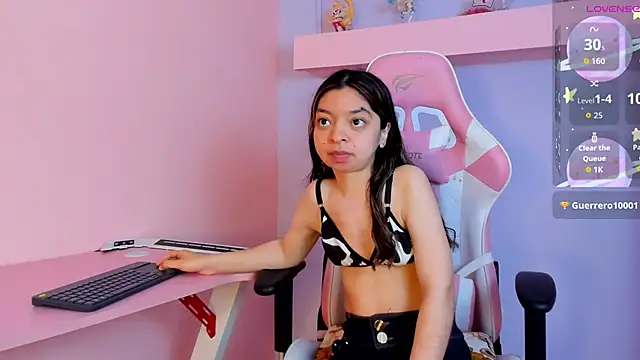 CharlotteMuller online show from 10/17/25, 08:10