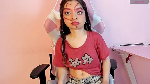 CharlotteMuller online show from 10/30/25, 09:01