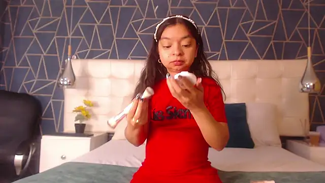 CharlotteMuller online show from 02/14/26, 05:35