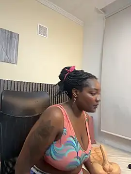 chanel brunette online show from 10/24/25, 07:35