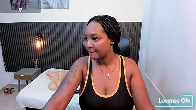 chanel brunette online show from 01/05/26, 06:44