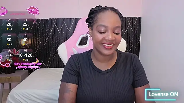 chanel brunette online show from 03/17/26, 06:44