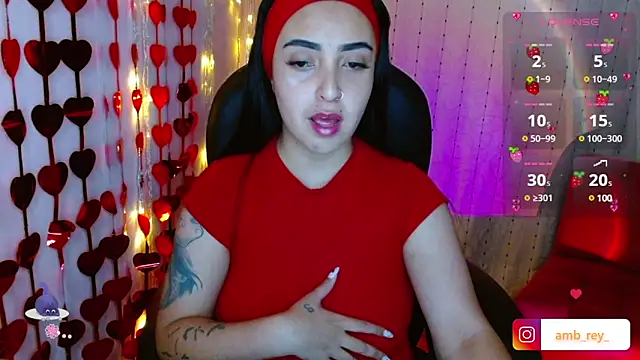 Snapshot of AmberGoddess_ chatting on 03/01/25, 01:43 AmberGoddess online show from 03/01/25, 01:43