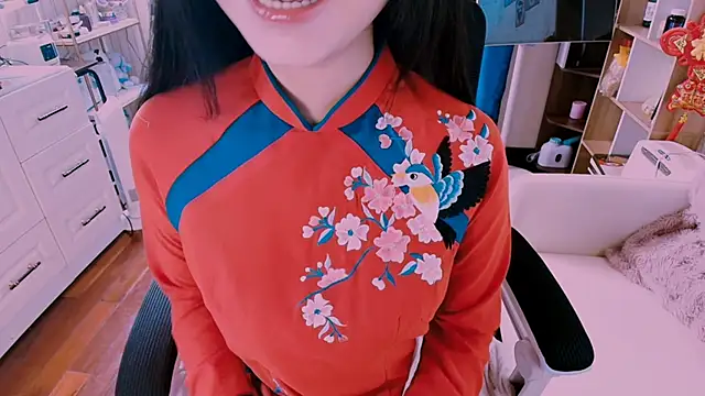 Lee Mi online show from 02/16/26, 03:10