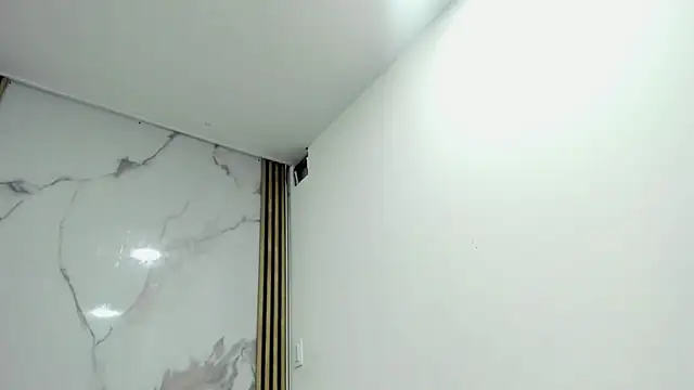 Snapshot of Biiancacox chatting on 11/28/25, 02:34 Biiancacox online show from 11/28/25, 02:34