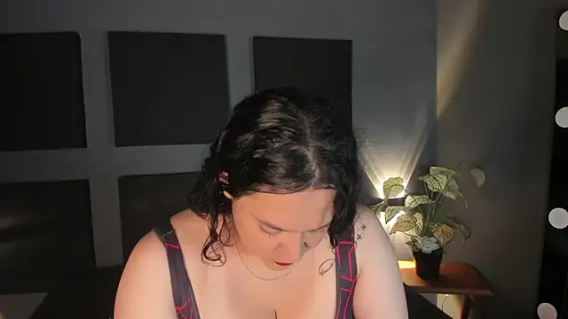 Snapshot of Biiancacox chatting on 10/08/25, 03:19 Biiancacox online show from 10/08/25, 03:19