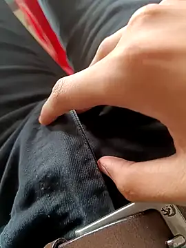 HeftyTheory7 online show from 12/22/25, 07:19