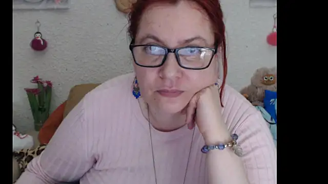 Snapshot of PlayfullMature chatting on 11/23/25, 07:18 PlayfullMature online show from 11/23/25, 07:18