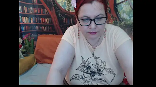 Snapshot of PlayfullMature chatting on 06/27/26, 09:04 PlayfullMature online show from 06/27/26, 09:04