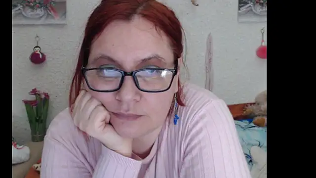 Snapshot of PlayfullMature chatting on 11/22/25, 07:13 PlayfullMature online show from 11/22/25, 07:13