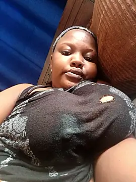 queennapal online show from 04/01/26, 04:47