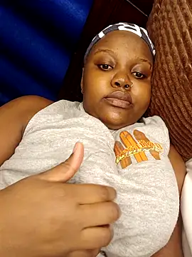 queennapal online show from 03/11/26, 07:08