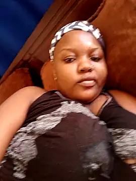 queennapal online show from 03/12/26, 11:47