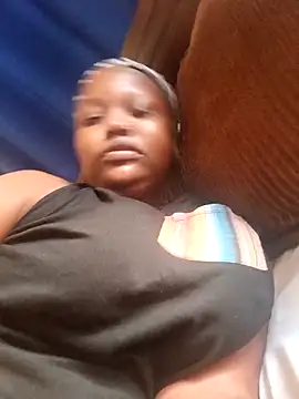 queennapal online show from 03/30/26, 03:52