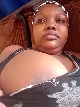 queennapal online show from 04/13/26, 06:50