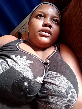 queennapal online show from 03/03/26, 04:52