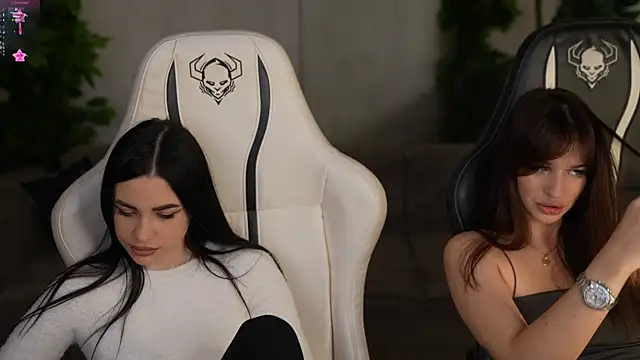 Tina Breeze online show from 11/19/25, 08:36