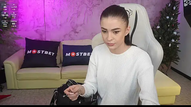 Snapshot of Tina_Breeze chatting on 12/28/24, 11:41 Tina Breeze online show from 12/28/24, 11:41