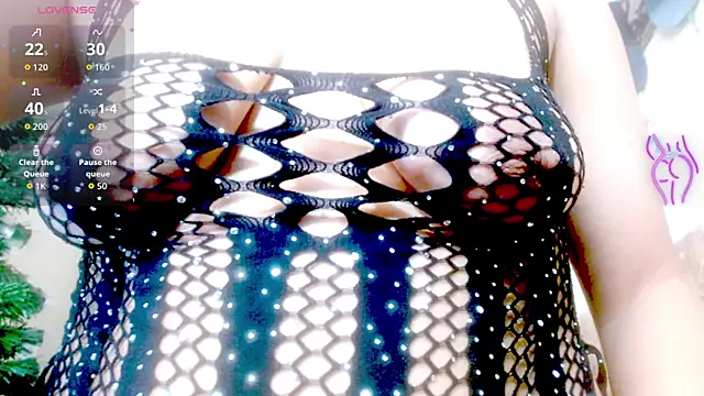 Eva Hoot online show from 12/19/25, 03:58