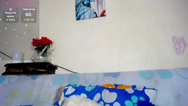 Eva Hoot online show from 03/28/26, 12:17