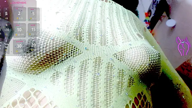 Eva Hoot online show from 12/01/25, 03:46