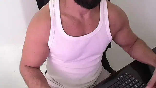 Snapshot of TopDaddy23 chatting on 07/03/26, 05:52 TopDaddy23 online show from 07/03/26, 05:52