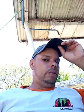 Snapshot of Widson321 chatting on 09/29/25, 02:23 Widson321 online show from 09/29/25, 02:23