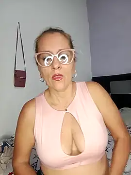 Snapshot of deisy_summers47x chatting on 01/30/25, 02:36 deisy summers47x online show from 01/30/25, 02:36
