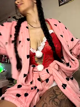  Dulcinea777 online show from 12/02/25, 02:34