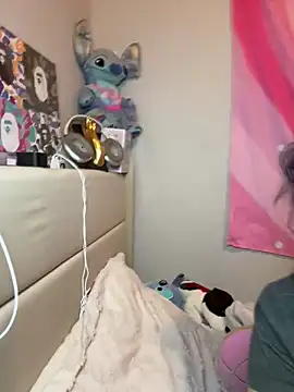 ThickerThanYoBitch online show from 03/04/26, 02:03