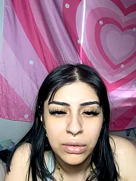 ThickerThanYoBitch online show from 09/15/25, 02:50