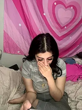 ThickerThanYoBitch online show from 09/27/25, 02:45