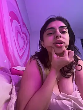 ThickerThanYoBitch online show from 01/03/25, 11:56