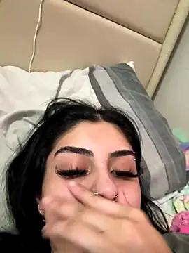 ThickerThanYoBitch online show from 10/08/25, 03:08