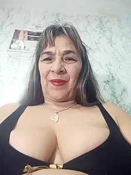 Snapshot of biancchi chatting on 09/17/25, 10:56 biancchi online show from 09/17/25, 10:56