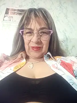 Snapshot of biancchi chatting on 09/14/25, 07:03 biancchi online show from 09/14/25, 07:03