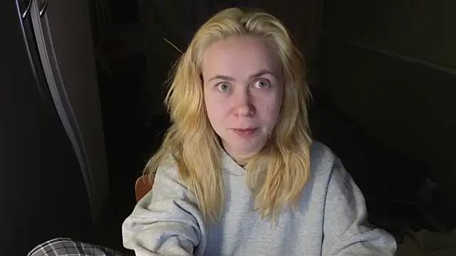 Riley Roo online show from 01/06/26, 06:12