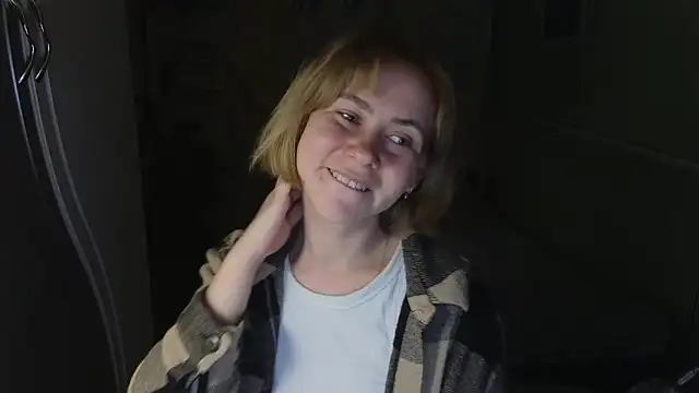 Riley Roo online show from 05/28/26, 06:14