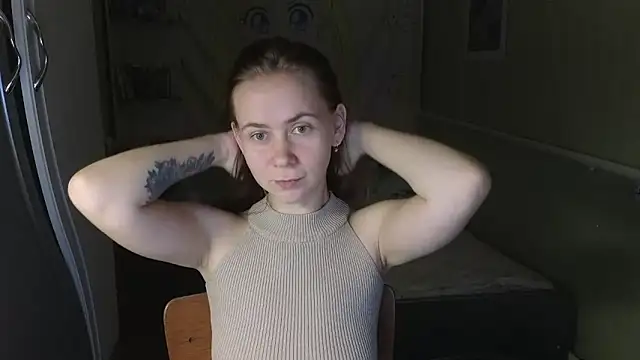 Riley Roo online show from 12/15/25, 05:19