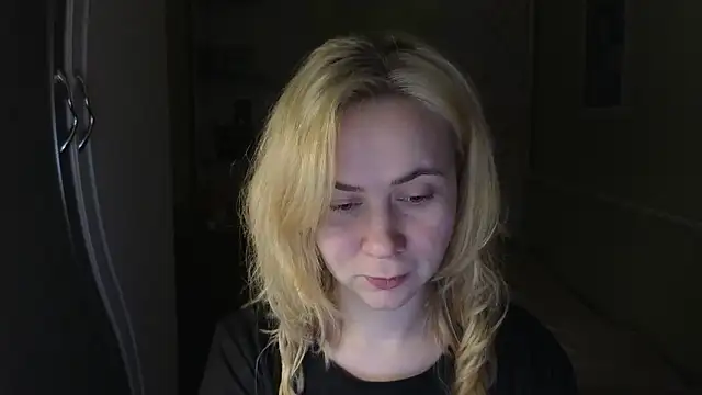 Riley Roo online show from 02/02/26, 05:01