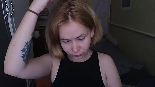 Riley Roo online show from 05/19/26, 09:49